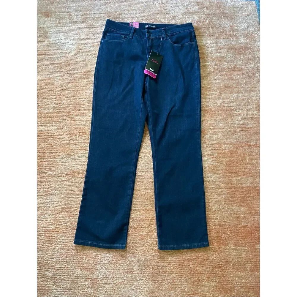 NWT Leẻ CLASSIC FIT JEANS WOMEN 14